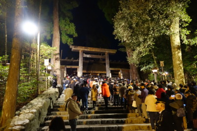 伊勢神宮に参拝後、長谷寺にお参りして二見ヶ浦で初月の出です！