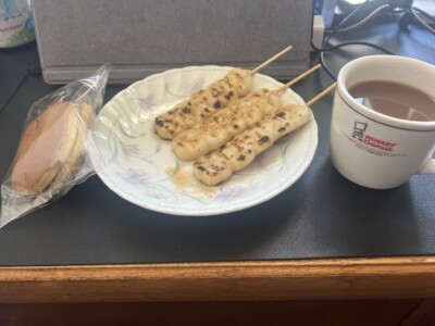 古い友人と久々に会話したり地元のお菓子を食べた1日とその他数日でした