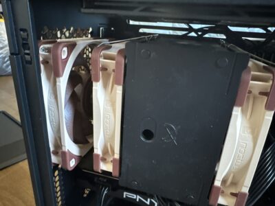 028 サブPCの下部へファンを増設&背面のファン変更も行いました!